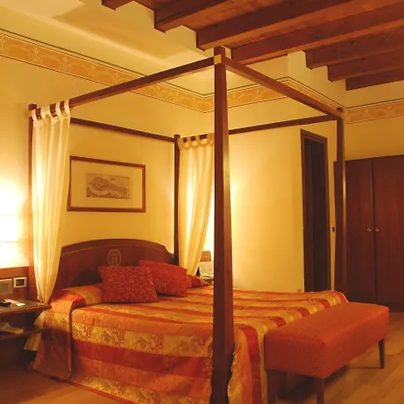 Torre فندق كاستيلفرانكو فينيتو