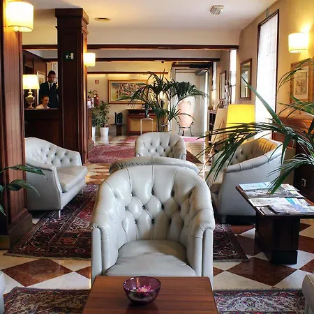 ホテル アッラ トッレ 4*